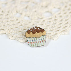 muffin 刺繍ブローチ 1枚目の画像