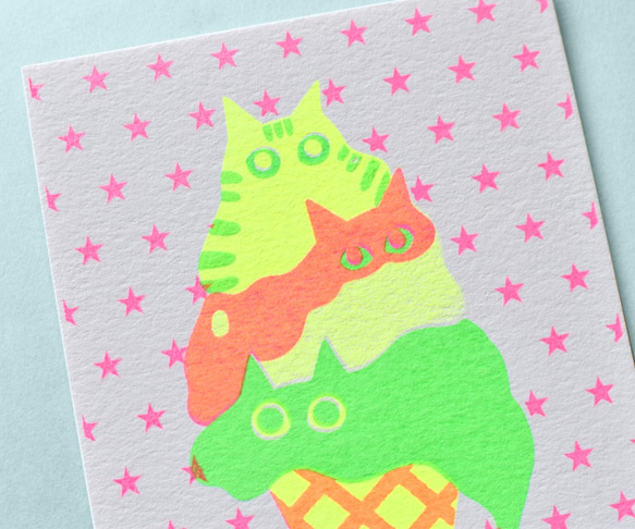 [大芝麻小花生] 螢光融化冰淇淋貓 手工網印/絹印卡片 星星款 第2張的照片