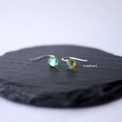 【rosee】glass drop pierce yel/grn (2pcs) 3枚目の画像