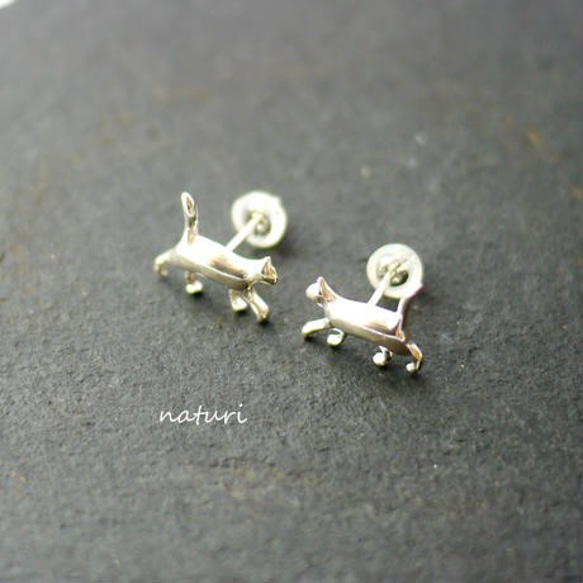 【gatto】sv925 cat pierce (2pcs) 3枚目の画像