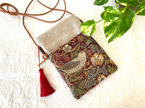 ウィリアムモリス《いちご泥棒》ブラウン ジャガード織 ポシェット