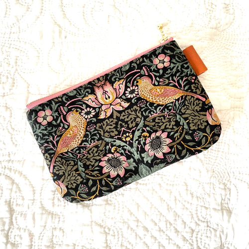 ⚠️タカヒロ商品⚠️ネイビー❣️ウィリアムモリスいちご泥棒♡マルチケース Morris Collection ティッシュケースカバー いちご泥棒/ネイビー