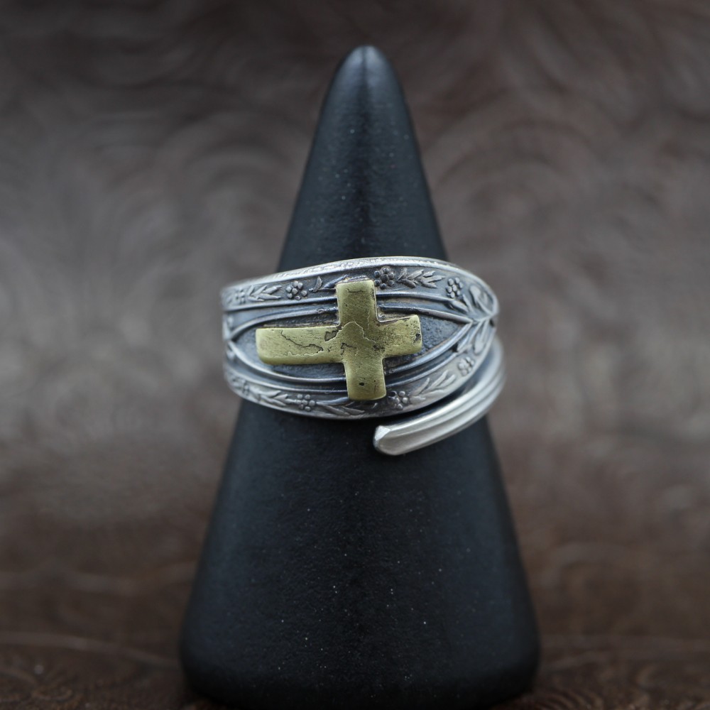 その民族で古来から祭りごとの際に使われてきた神具のような銀製の指輪｜ヴィンテージ｜シルバー｜真鍮｜スプーンリング｜十字架