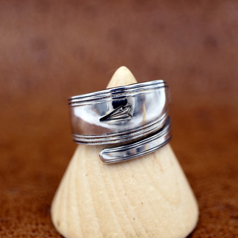 紙ひこうき作って、明日に投げるよ｜ヴィンテージ｜シルバー｜スプーンリング｜カジュアル｜リメイクジュエリー｜刻印