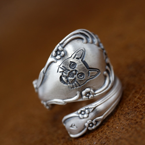 是喵！ ！ | 銀 | 匙形戒指 | 貓 | 貓 | 心 | 玫瑰 | 重製珠寶 | 仿古飾面 第4張的照片