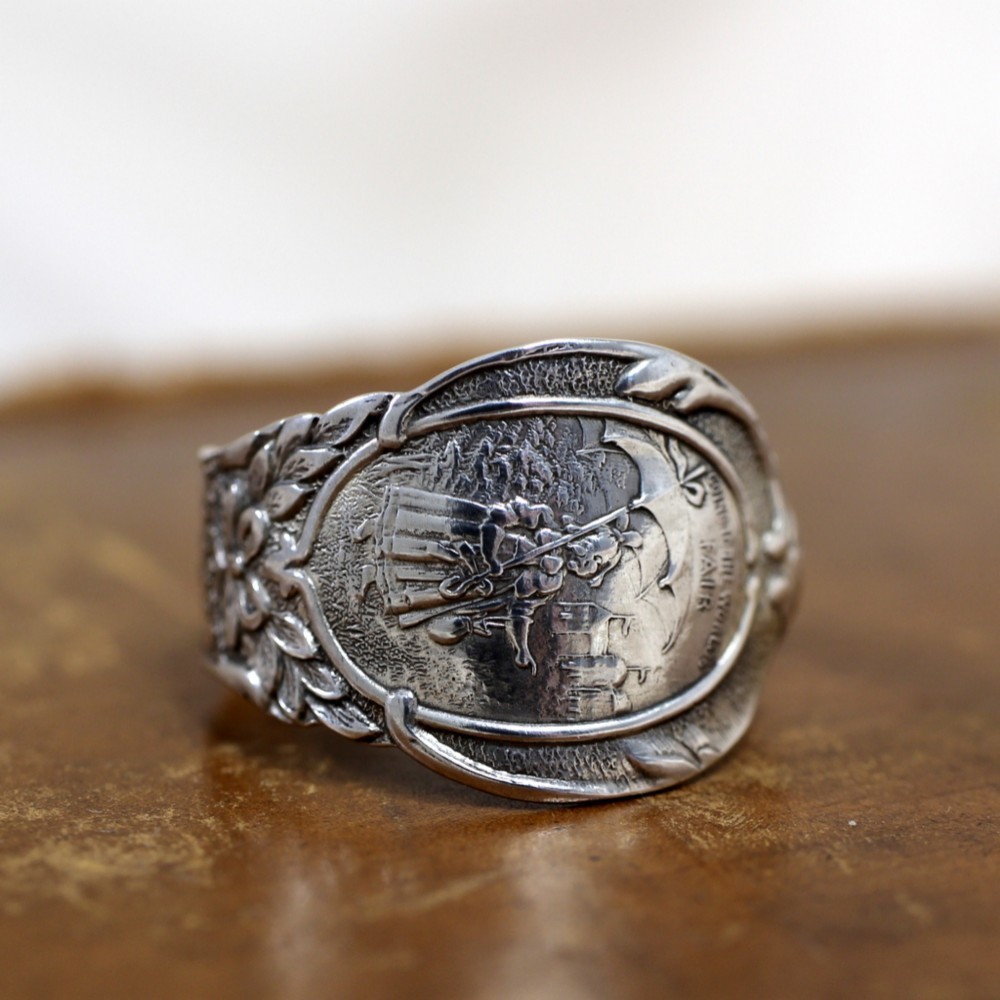 大人可愛い｜日傘を差す少女｜意匠を感じさせる造形｜シルバー｜ヴィンテージ｜スプーンリング