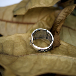 銀色戒指，花卉裝飾，花瓣富貴Spoon戒指戒指925純銀鏡面飾11 第6張的照片