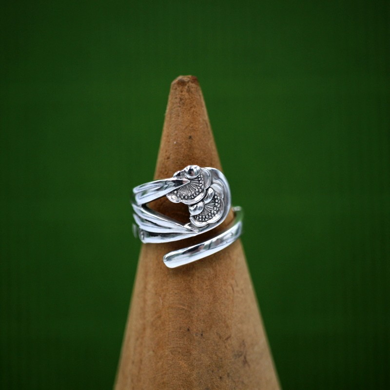 王道和モダンでカジュアルに合わせると良｜松竹梅｜ヴィンテージ｜シルバー｜スプーンリング｜和モダン｜和風アクセサリー