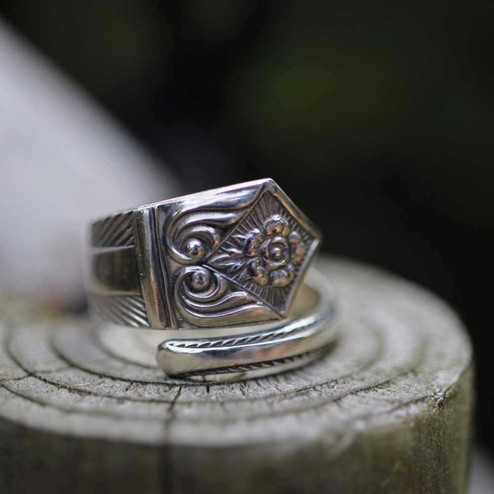 光と花｜ヴィンテージ｜シルバー｜スプーンリング｜リメイク｜上品｜品がある｜綺麗｜個性的｜30代～｜大人ジュエリー