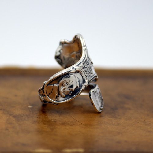 Pocket Harajuku | . . ---spoon ring--- スプーンをモチーフに