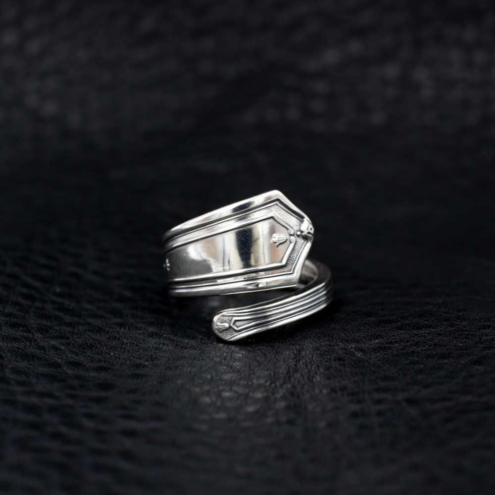 儀式用の装身具｜ヴィンテージ｜シルバー｜スプーンリング｜サバト｜ダークファンタジー｜ゴシック｜ほの暗い｜黒服｜密室系