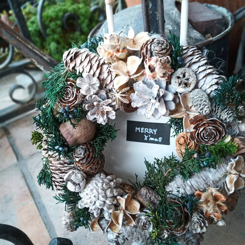 ウォッシュホワイトのリース アイアンホワイトフラワーリース 再販 | Atelier KazaHana