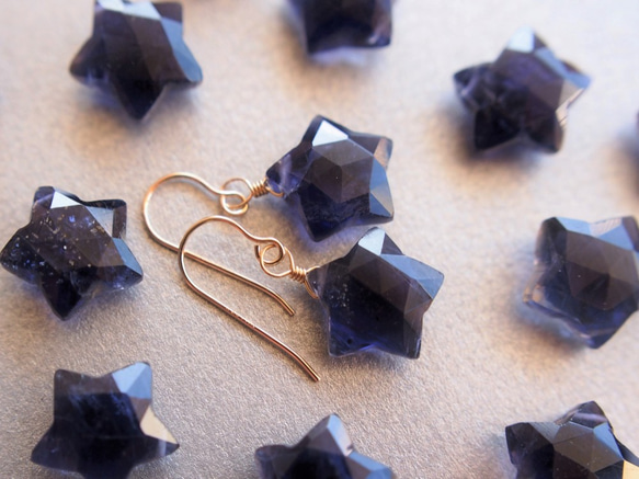 ☆数量限定販売☆星のアイオライト AAA 14kgf 薫色のピアス