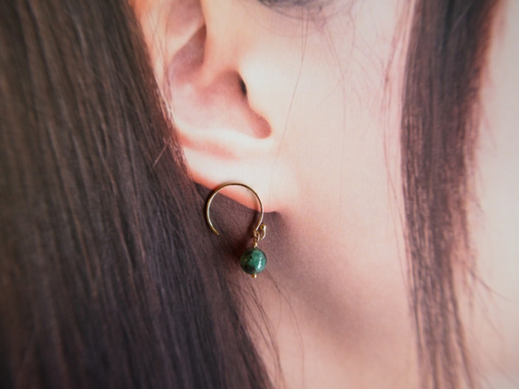 14kgf巴西翡翠AAA千歲綠色耳環 第2張的照片