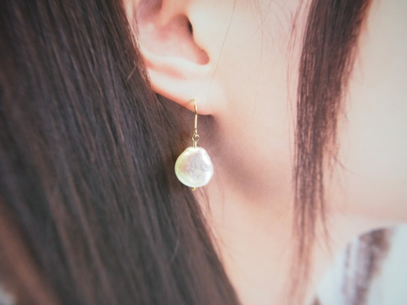 14kgf大巴洛克珍珠AAA淡水珍珠白瓷耳環（耳環可換） 第3張的照片