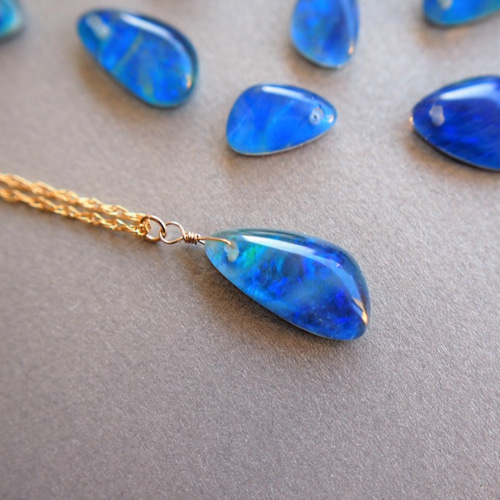 14kgf 希少☆選べるオーストラリア産オパール トリプレット 紺碧色の