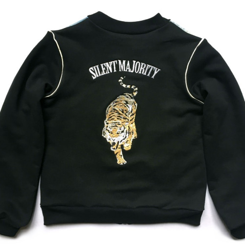 デニムジャケット 虎刺繍入り スカジャン風 1点もの ジャケット Aki