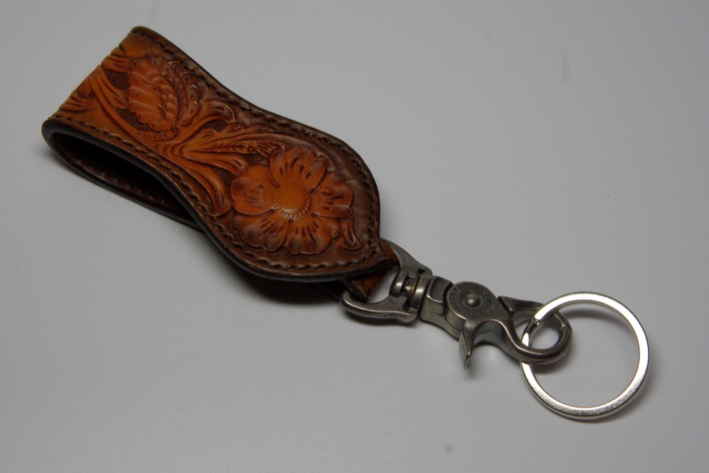 カービング　カービング　キーホルダー　スリム（タバコサンバースト） 5,005円