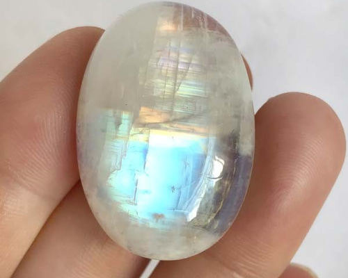 15.76ct 天然 青みがかったホワイト レインボームーンストーン
