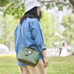 【切線派】高級 がま口本革手作りのレザー　口枠　ショルダーバッグ 総手縫い手持ち 肩掛け 2WAY 鞄 2枚目の画像