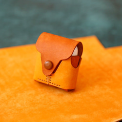 [Cute Best] AirPods 保護殼 黃色 + 棕色 真皮無線耳機保護套 第7張的照片