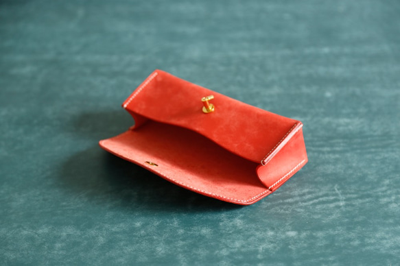 真皮手工製作筆盒、鉛筆盒、禮物、三角形、全手工縫製 第5張的照片