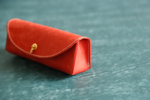 真皮手工製作筆盒、鉛筆盒、禮物、三角形、全手工縫製 第7張的照片