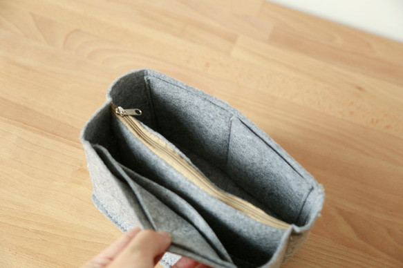 袋中袋：適合中型皮夾的內袋 第3張的照片