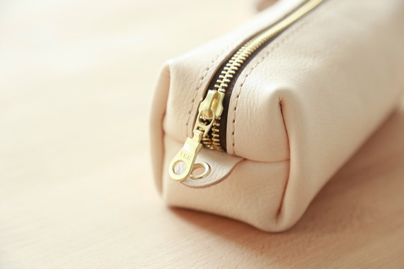 【柔らかいヌメ革】本革手作りペンケース ファスナー筆箱 プレゼント 化粧ポーチ 2枚目の画像