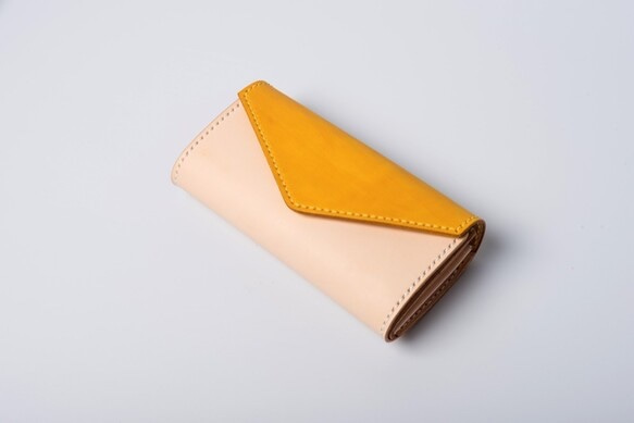 【2021年秋季福袋】6件組流行單肩包、扣環背包、皮夾、皮革配件 第4張的照片