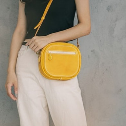 【2021年秋季福袋】6件組流行單肩包、扣環背包、皮夾、皮革配件 第6張的照片