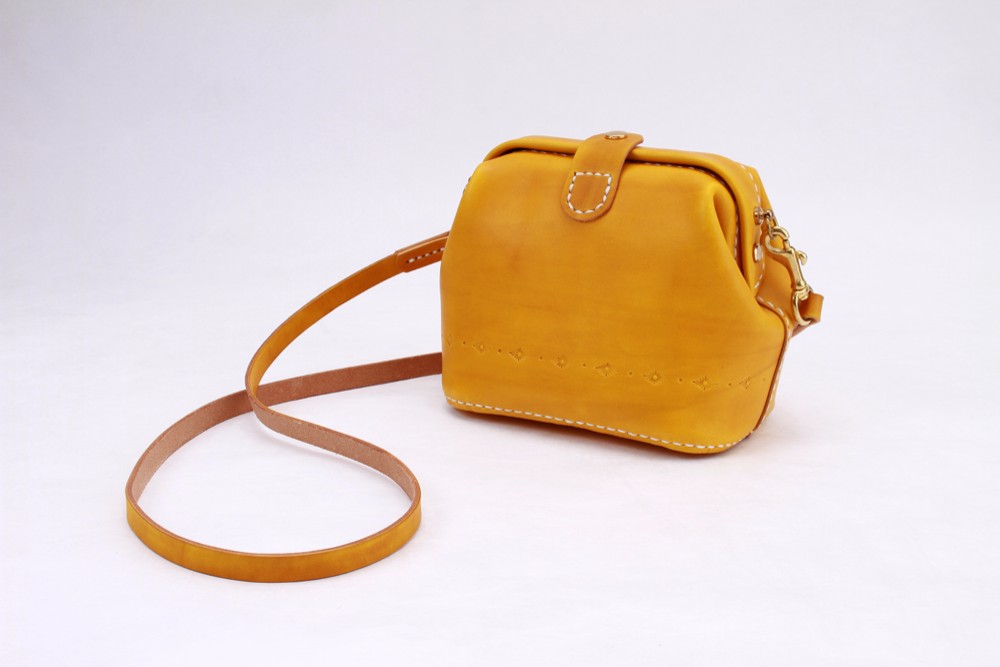 切線派】がま口バッグ 本革バッグ手作りのレザーショルダー