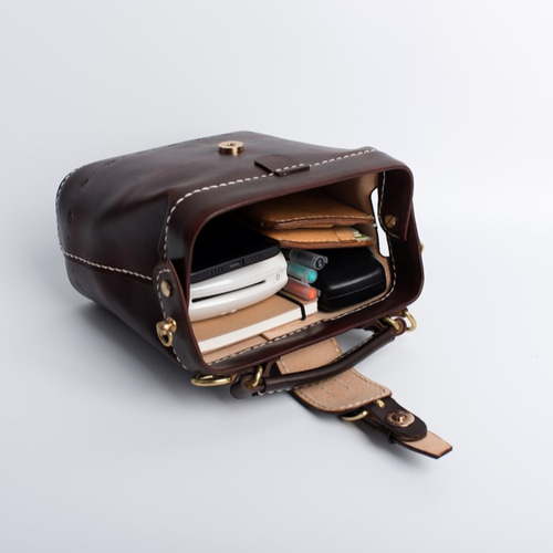 20%OFF!！がま口バッグ 手作りのレザーショルダーバッグ