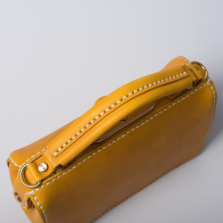 ダレスタイプ 小型 がま口バッグ 本革手作りのレザーショルダーバッグ 手染め / 総手縫い　手持ち 肩掛け 2WAY 鞄 6枚目の画像