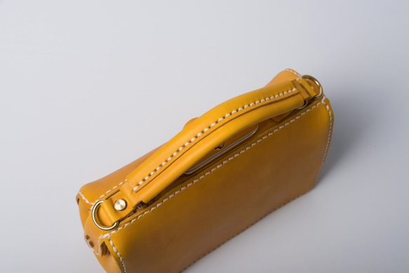 ダレスタイプ 小型 がま口バッグ 本革手作りのレザーショルダーバッグ 手染め / 総手縫い　手持ち 肩掛け 2WAY 鞄 6枚目の画像