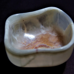 石の器『風立ちぬ』抹茶茶碗　花器　天然石オニックス　彫刻家による手彫りの器 5枚目の画像