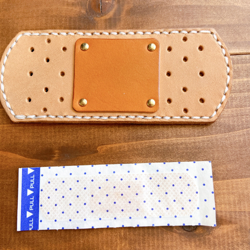 本革バンソウコウケース、絆創膏ケース その他ケース leather craft 