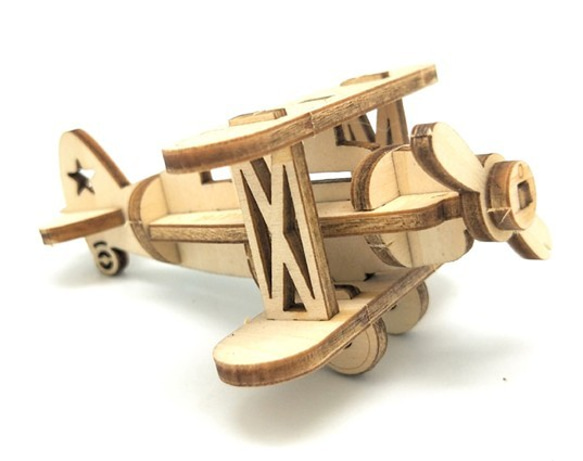 DIY動態木模-雙翼機、木工手作、最佳送禮小物(古董飛機) 第3張的照片