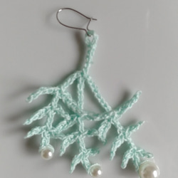 湖水綠蕾絲線人手編織/鉤織樹葉珊瑚垂墜耳環 第5張的照片