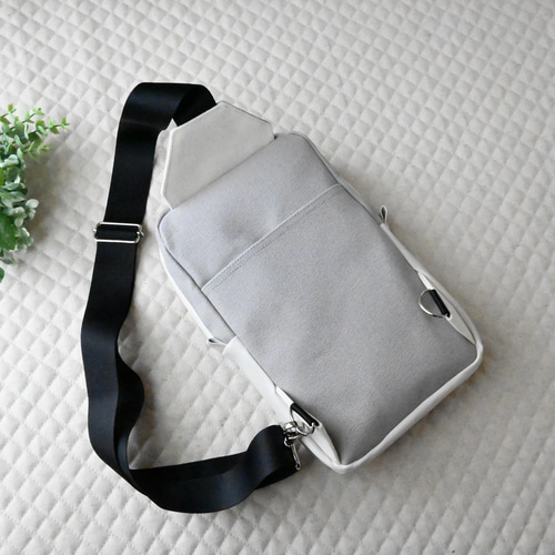 激レア 未使用 旧一澤帆布 ショルダーバッグ アイスグレー バッグ 帆布 S-18 中 | 製品詳細 | 一澤信三郎帆布