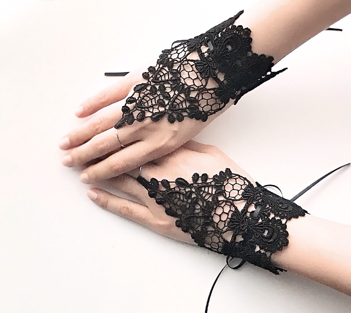 小  S/M  グローブ タン 【国内未展開】エメレオンドレ フィンガーレス