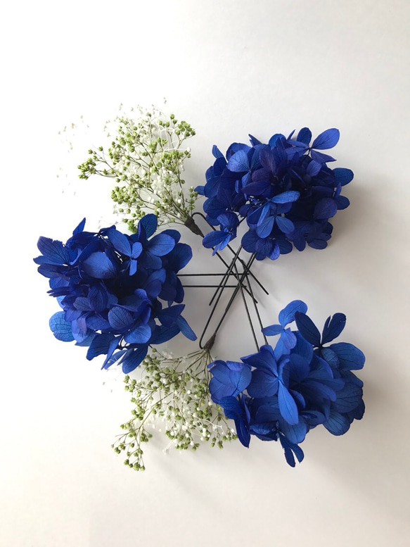 ディープカラー花ピン５本セット/紺 1枚目の画像
