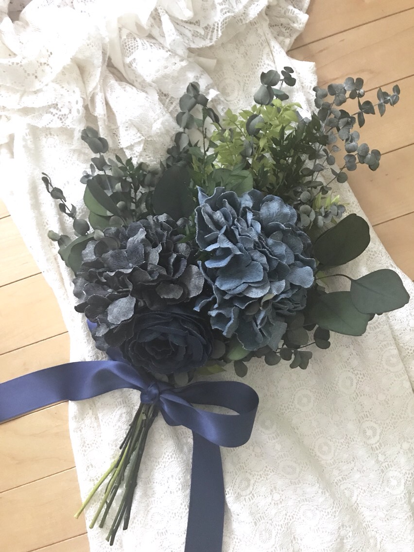 デニム紫陽花のナチュラルブーケ