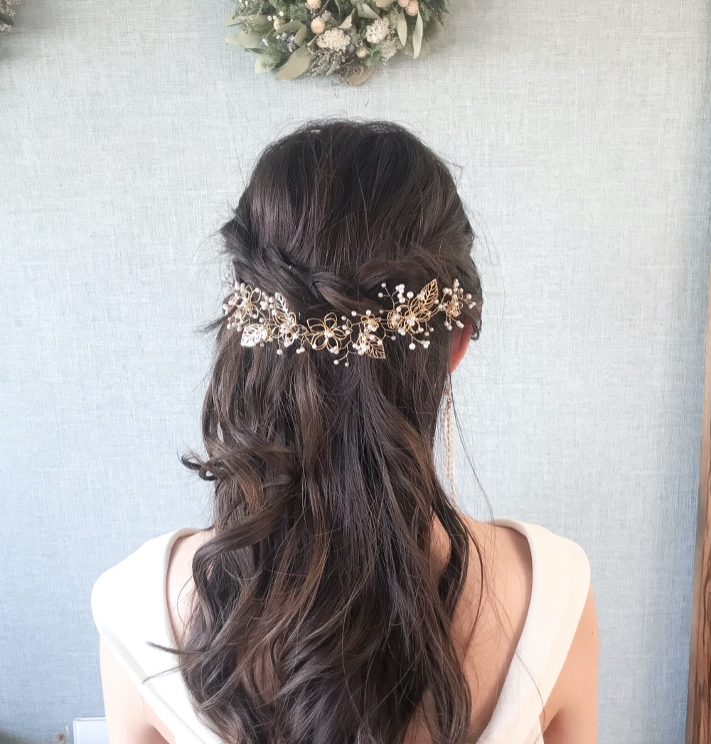 ◎スケルトンフラワーとパールのヘッドドレス&ネックレス