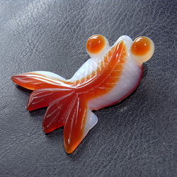 ◆ビーズ◆メノウの金魚・大・赤（左向き）1個 3枚目の画像