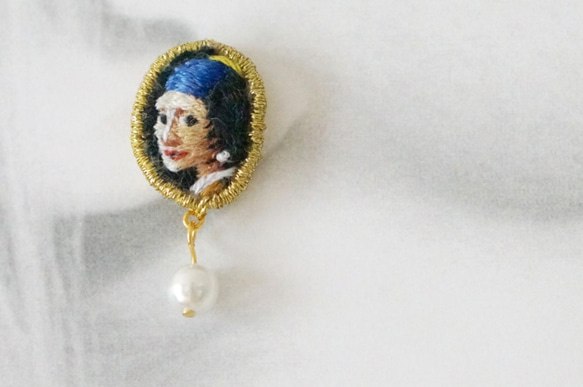 刺繍ピアス／フェルメール 真珠の耳飾りの少女 1枚目の画像