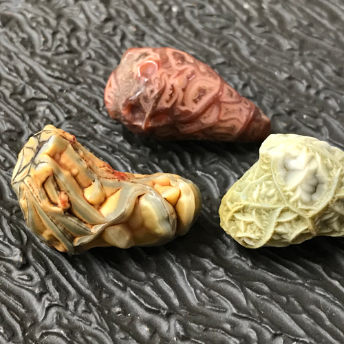 ゴビ石−筋脈 4点 天然石 KIKI 通販 10192328｜Creema(クリーマ