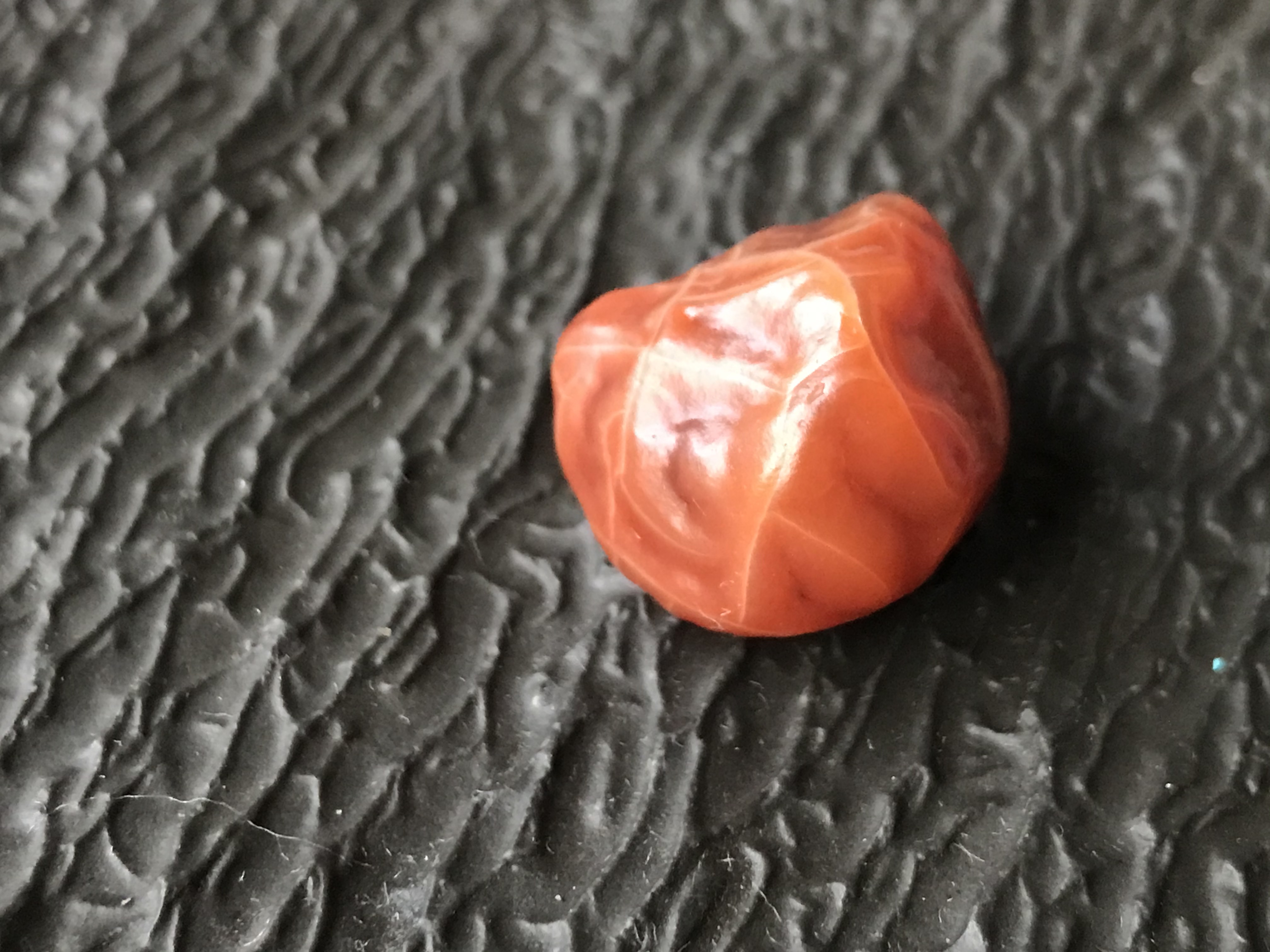 ゴビ石-395  ゴビ瑪瑙　原石　血脈