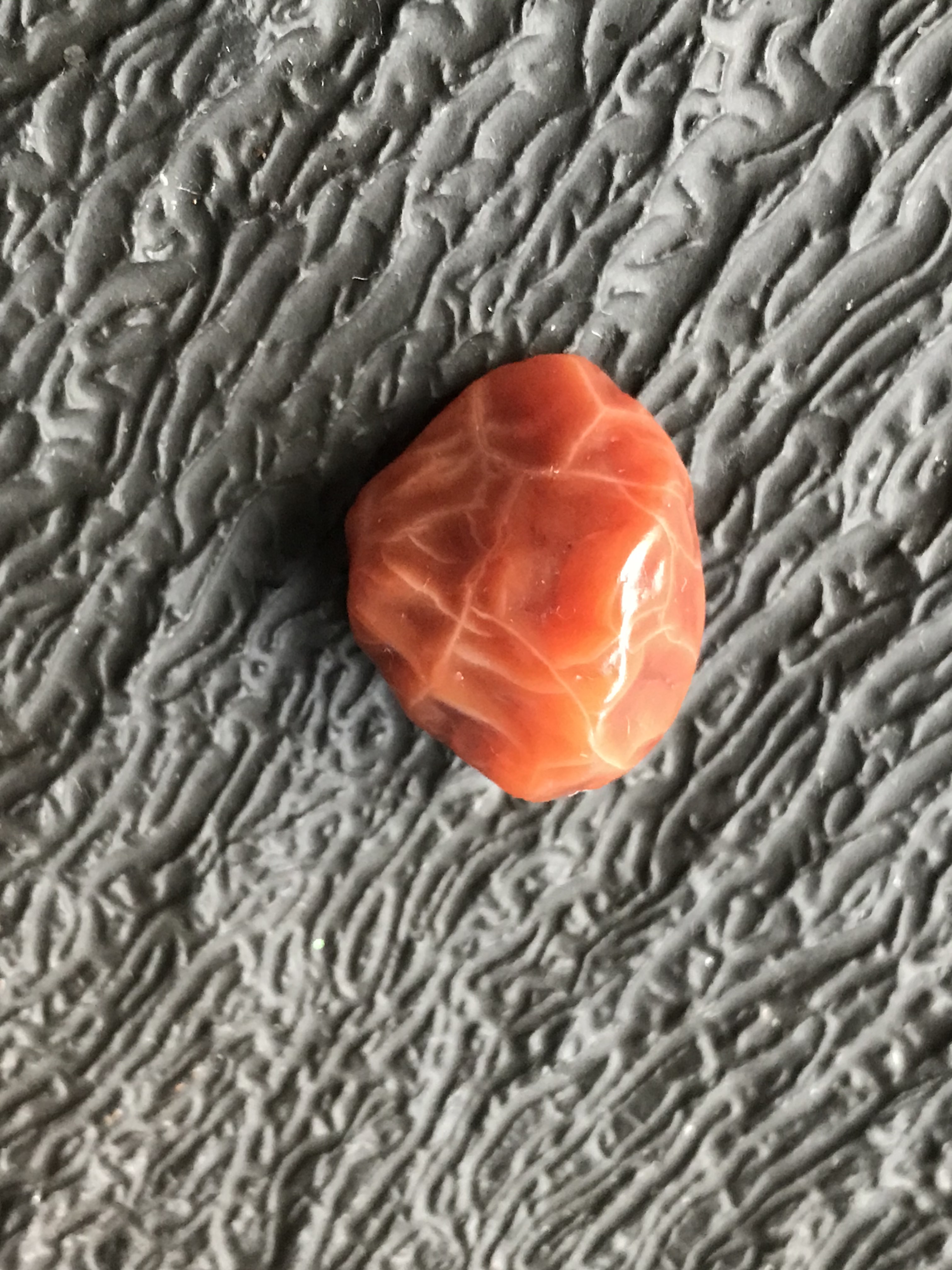 ゴビ石-395  ゴビ瑪瑙　原石　血脈