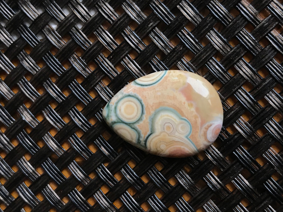 ゴビ石−544 ゴビ瑪瑙　花眼 3枚目の画像